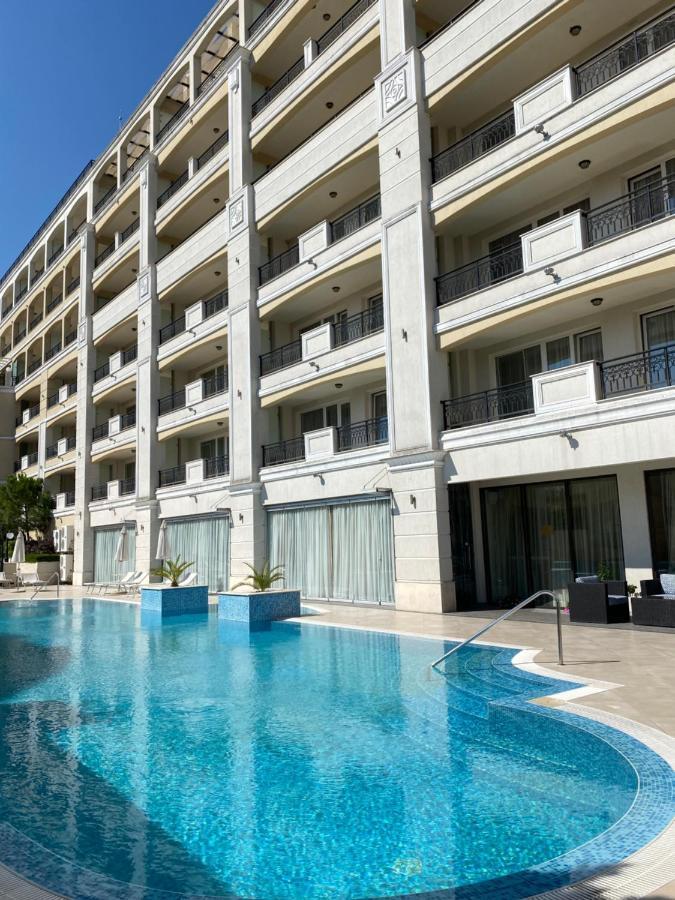 Private Apartments By The Sea With A Large Terrace In Apart Hotel! 포마리 외부 사진